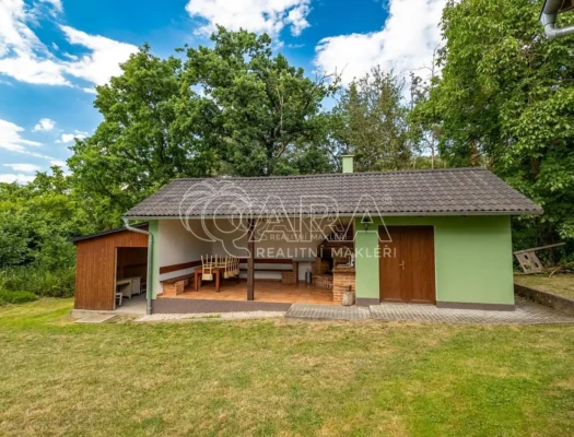 Prodej domu 140 m² s pozemkem 750 m²