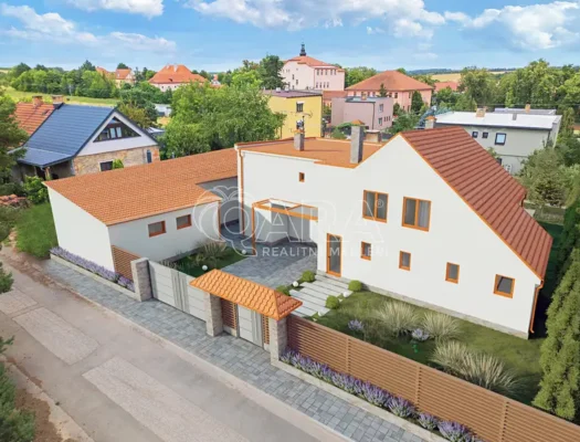 Prodej rodinného domu 290 m², pozemek 1297 m²Olivová, Tachlovice REZERVOVÁNO